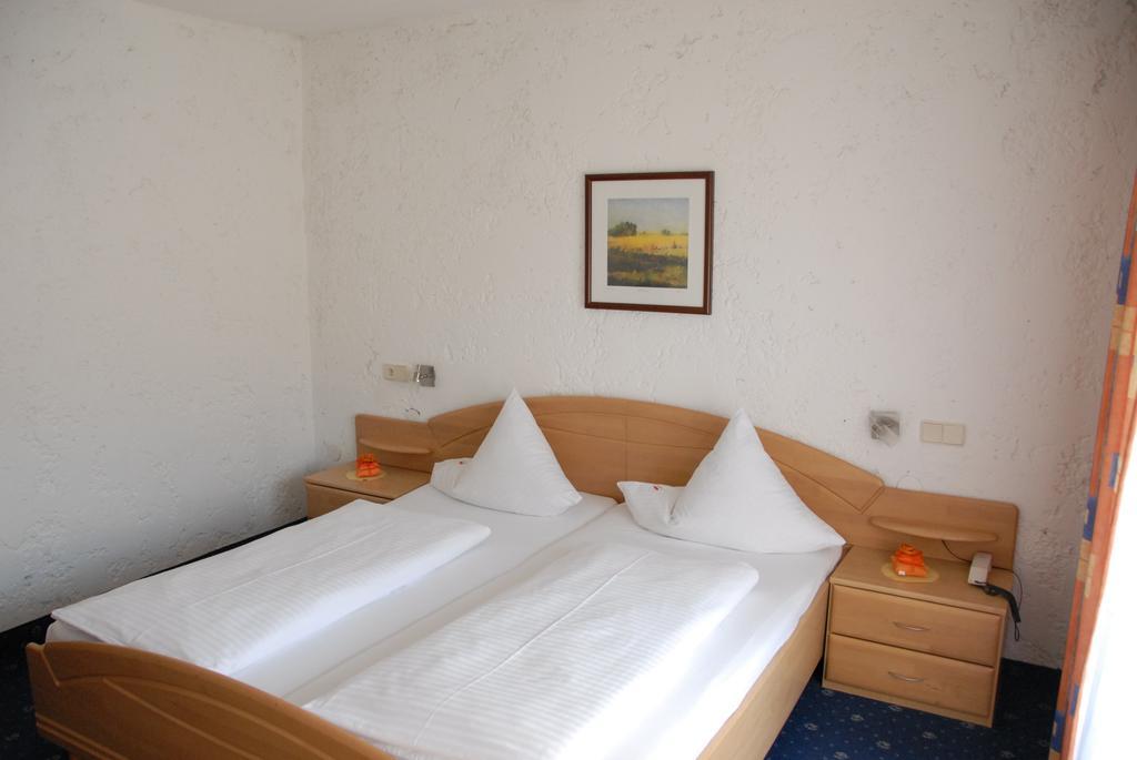 Hotel Edelweiss Götzens Pokoj fotografie
